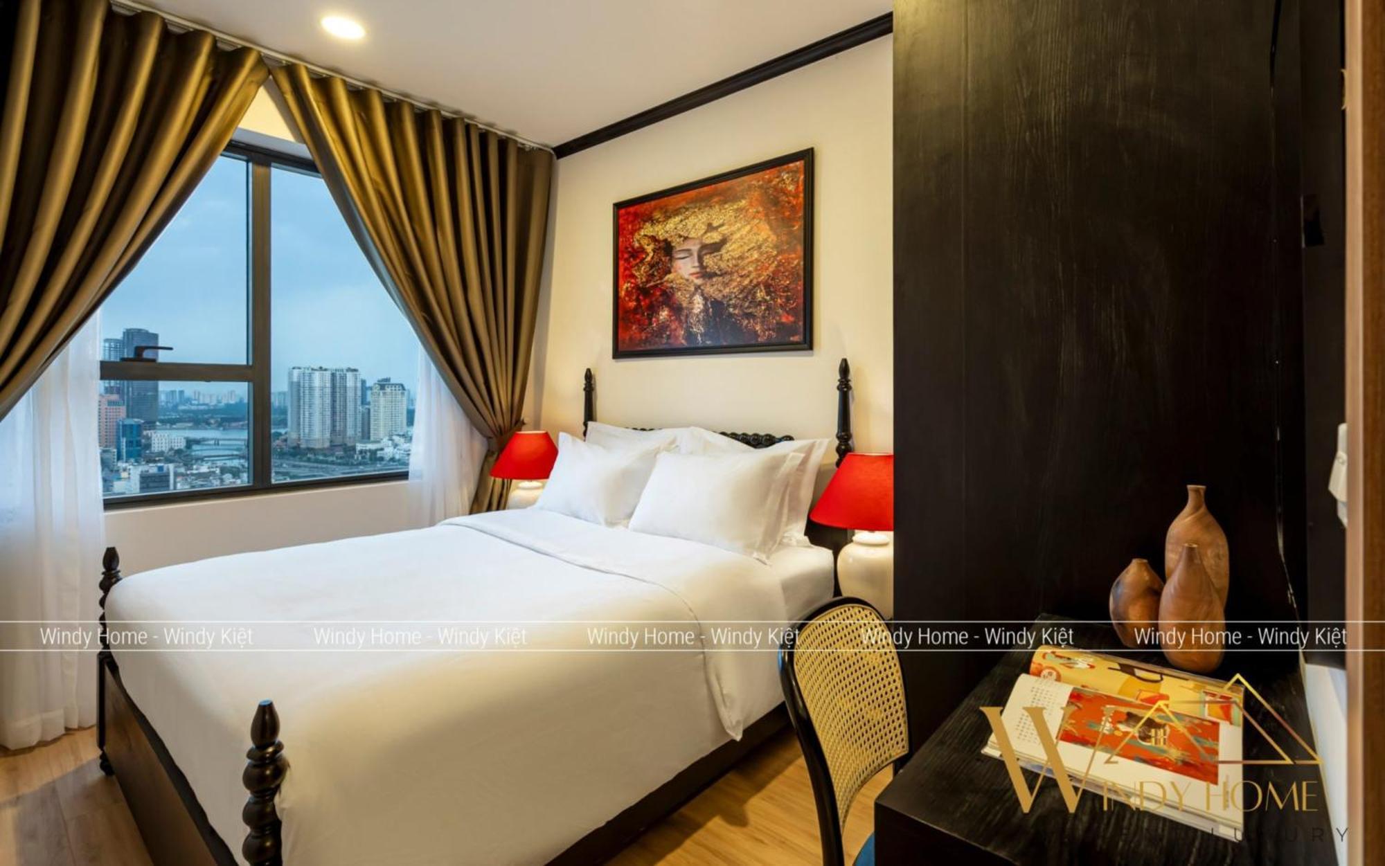 Khách sạn hẻo lánh Soho Central - City View - District 1 TP. Hồ Chí Minh