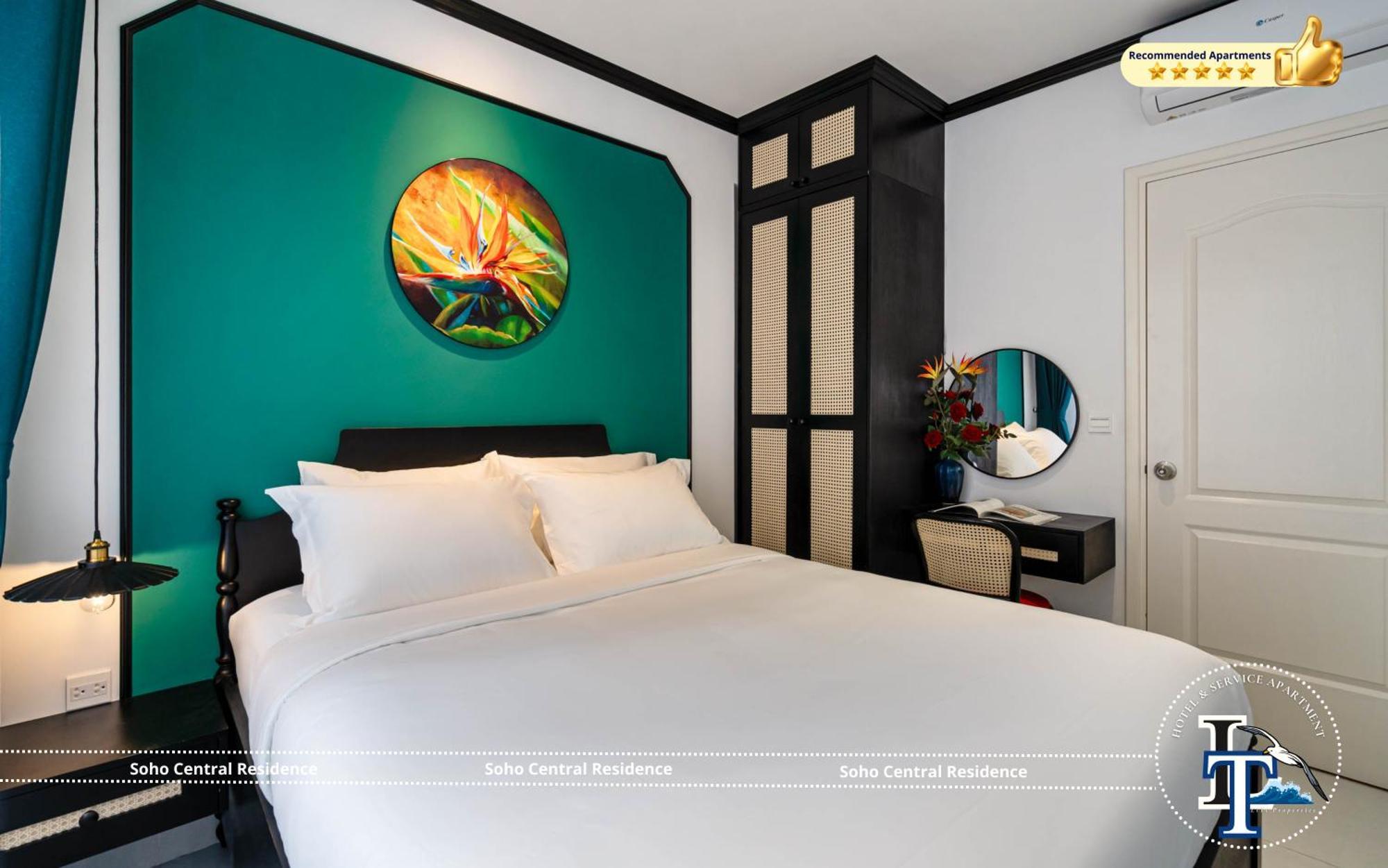 Soho Central - City View - District 1 Khách sạn hẻo lánh 5*